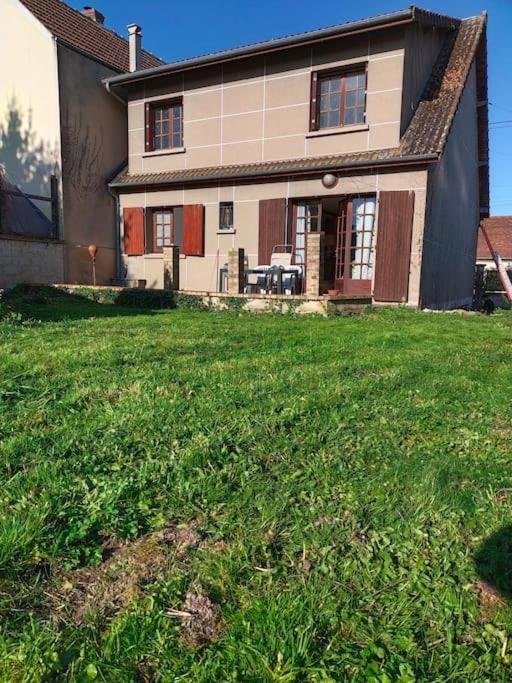 Gite La Vie Au Vert Spacieux Et Autonome Malay-le-Grand ภายนอก รูปภาพ